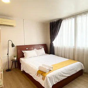 Acorn Hotel Hotel